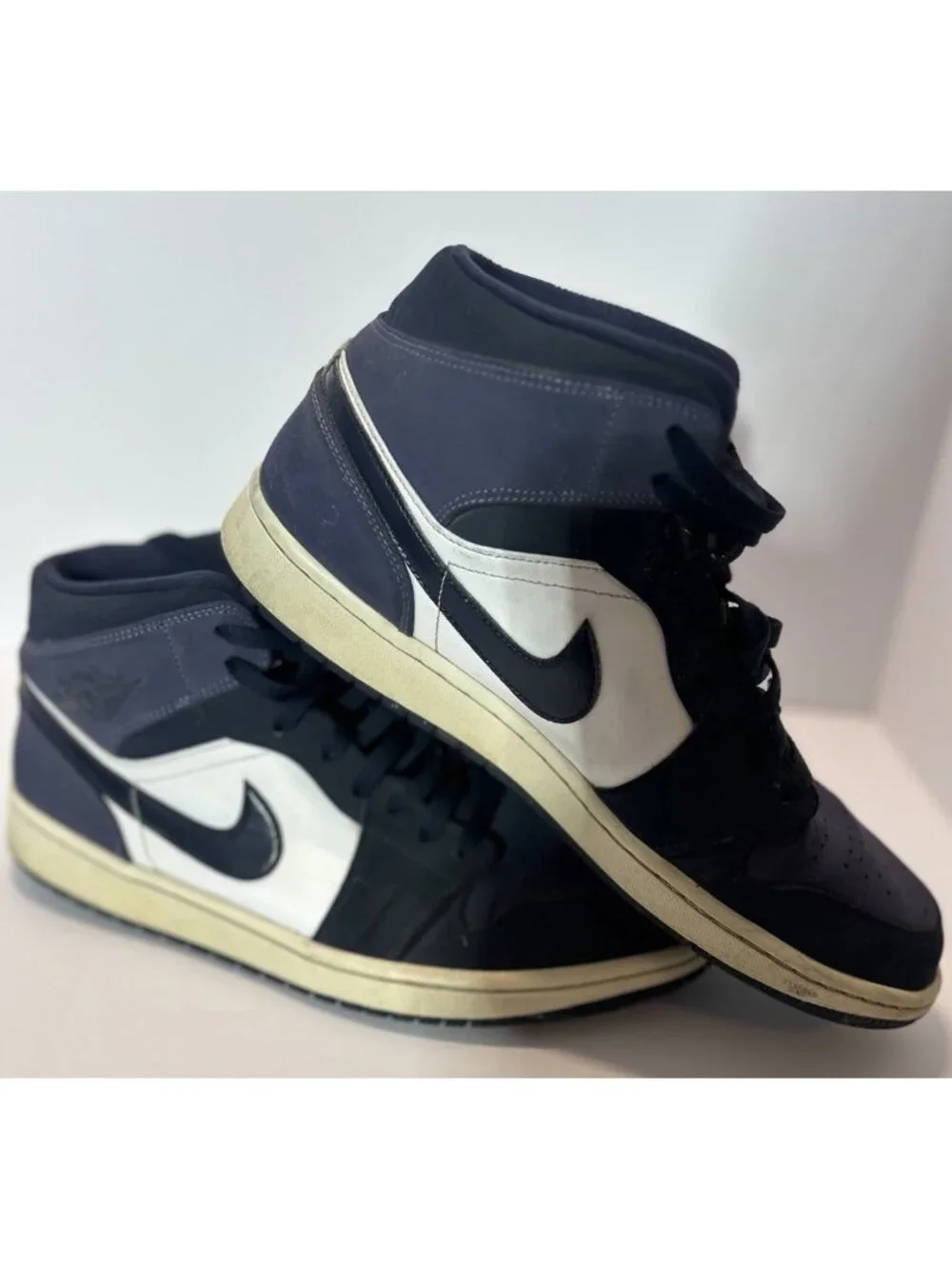 Nike Air Jordan 1 Mid Obsidian Sanded Purple 554724-445 Men’s Size 12 2019